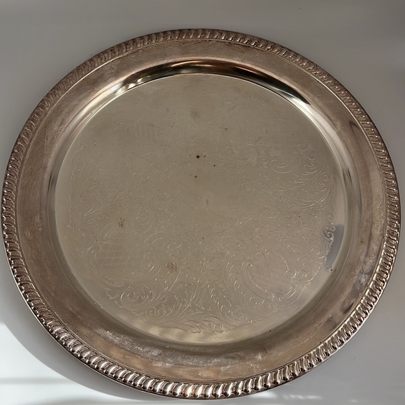 15" Silverplate Serving Tray with Rope Style Border - Picture 1 of 5